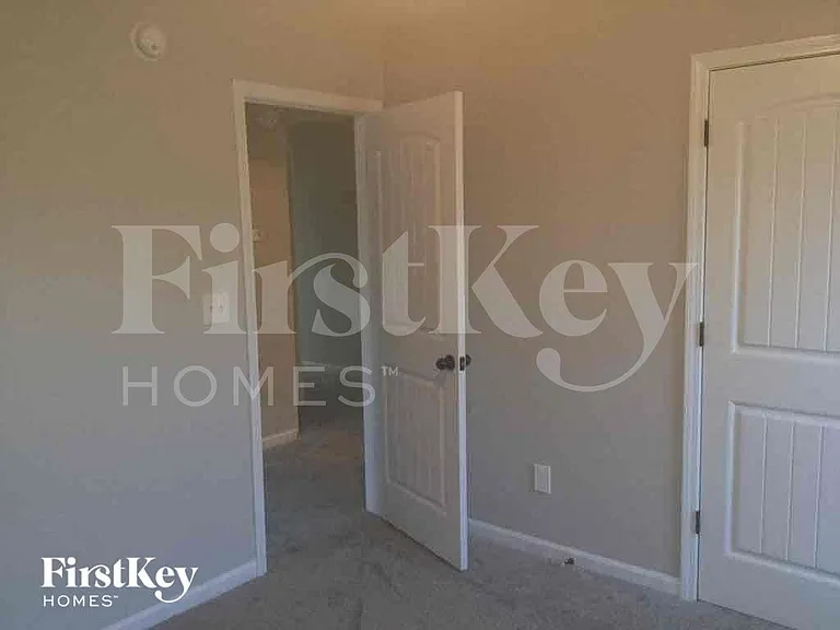 320 Nelson Ln — Photo 7