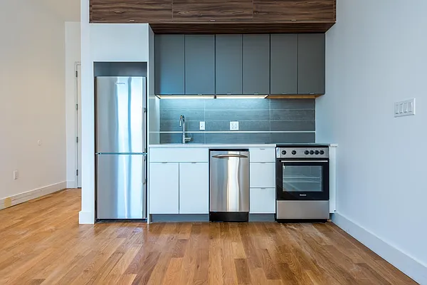 Rented by Nooklyn NYC LLC | media 26