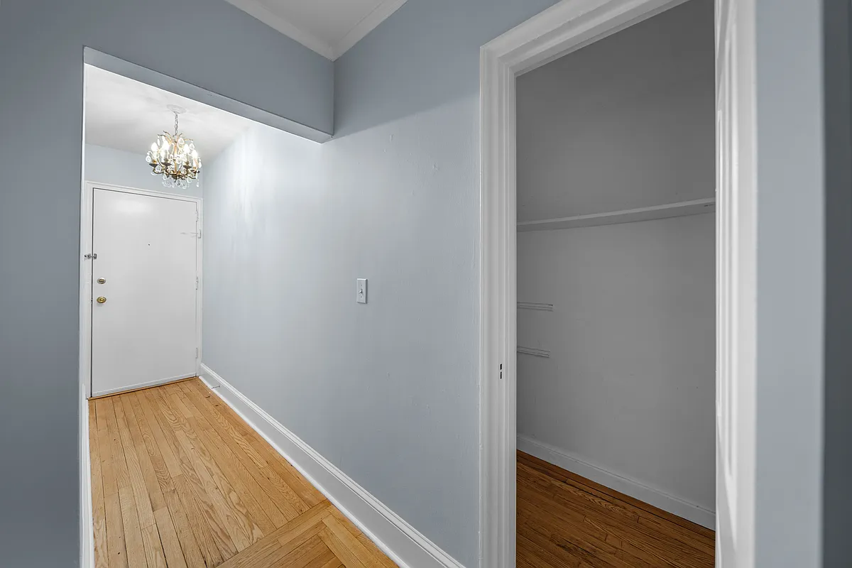 Building Photo - 90 Tracey Pl #H1
