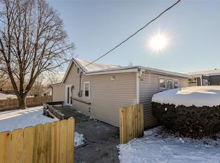 310 E 11th St N, Newton, IA 50208