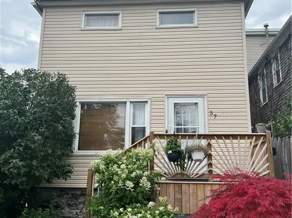 57 Abbottsford Pl, Buffalo, NY 14213