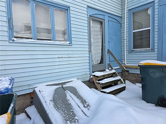 5th image of 204 Fairgate St