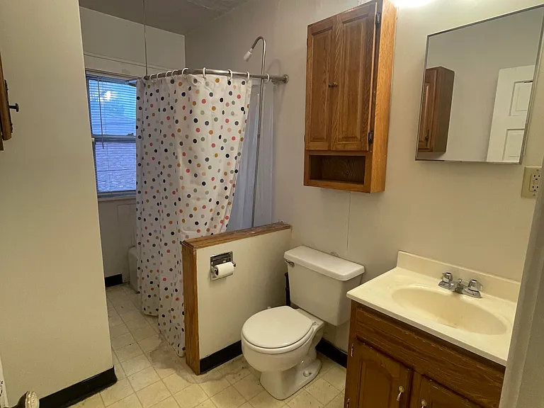 821 Goodhue Blvd #3 — Photo 8