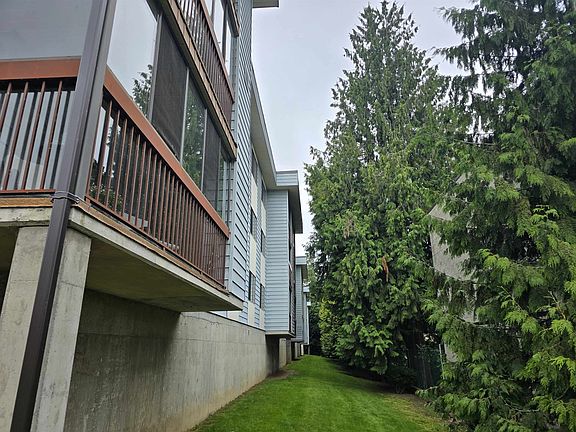 3rd image of 2279 McCallum Rd #234