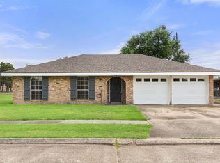 2206 Mary Hughes Dr, Houma, LA 70363