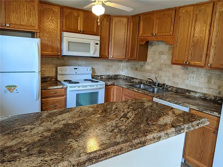109 Scott Ln — Photo 14