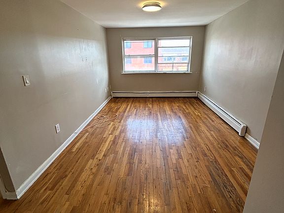 3rd image of 1251 Fteley Ave