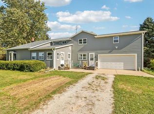 N8688 North ROAD, Ixonia, WI 53036