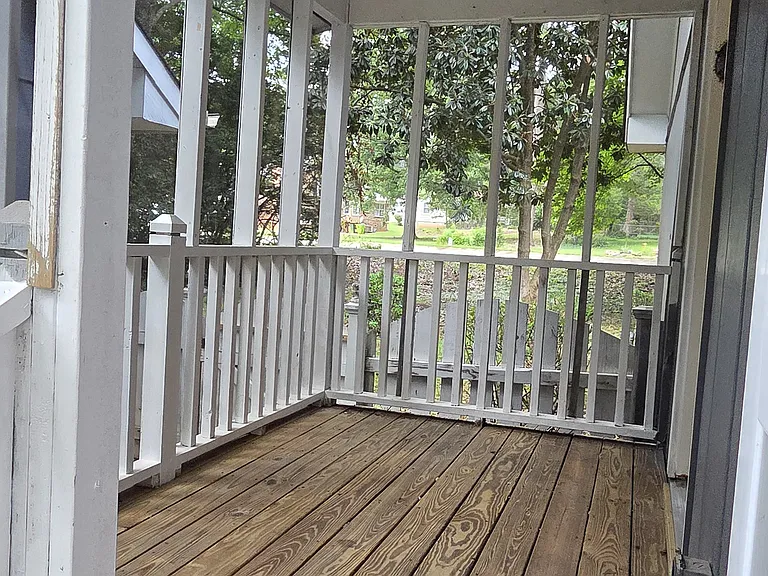 Master Private Covered Screened Porch