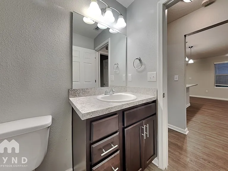7352 Townsend Village Ln — Photo 15