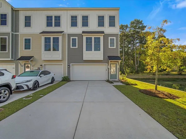 1023 Pettiford Pl, Hanahan, SC 29410