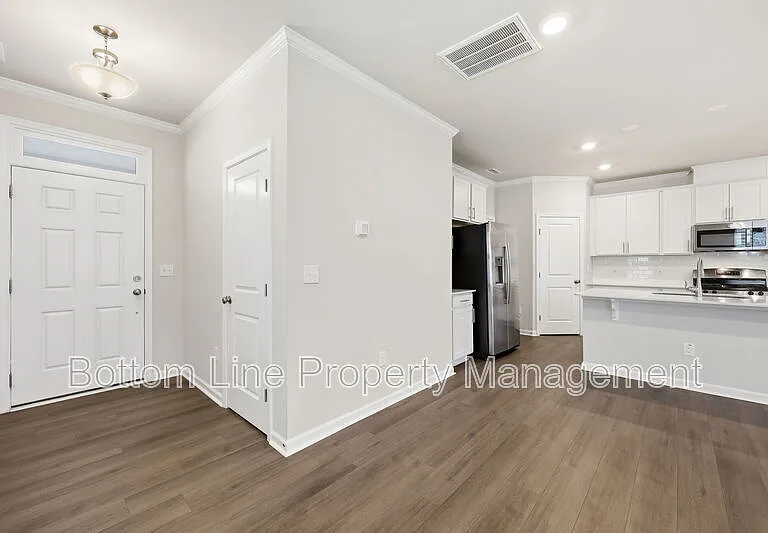 2029 Titanium Rock Rd — Photo 24