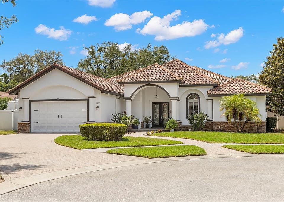 1st image of 1502 River Ct
