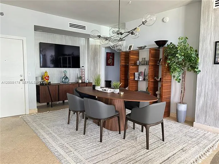 10185 Collins Avenue Cu #Penthouse 20 — Photo 1