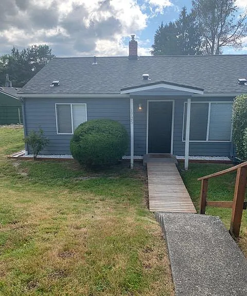 1725 Anderson St — Photo 17