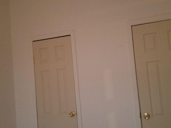 4th image of 576 Hemlock St #3F