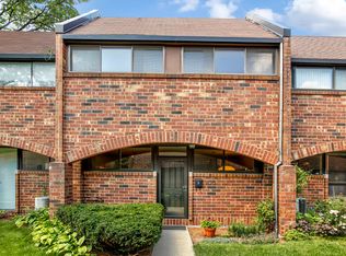 820 S May St UNIT D, Chicago, IL 60607