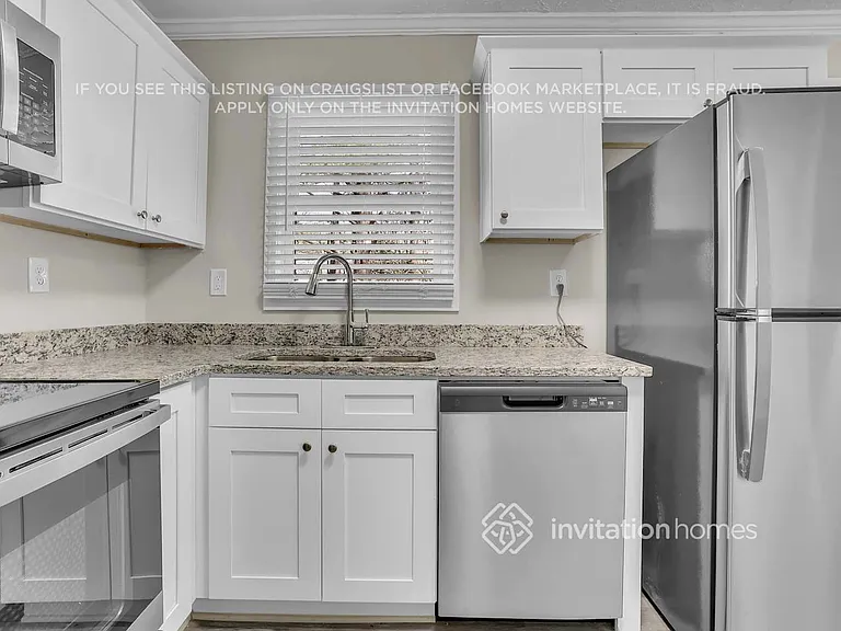 3054 Cottonwood Dr SE — Photo 8