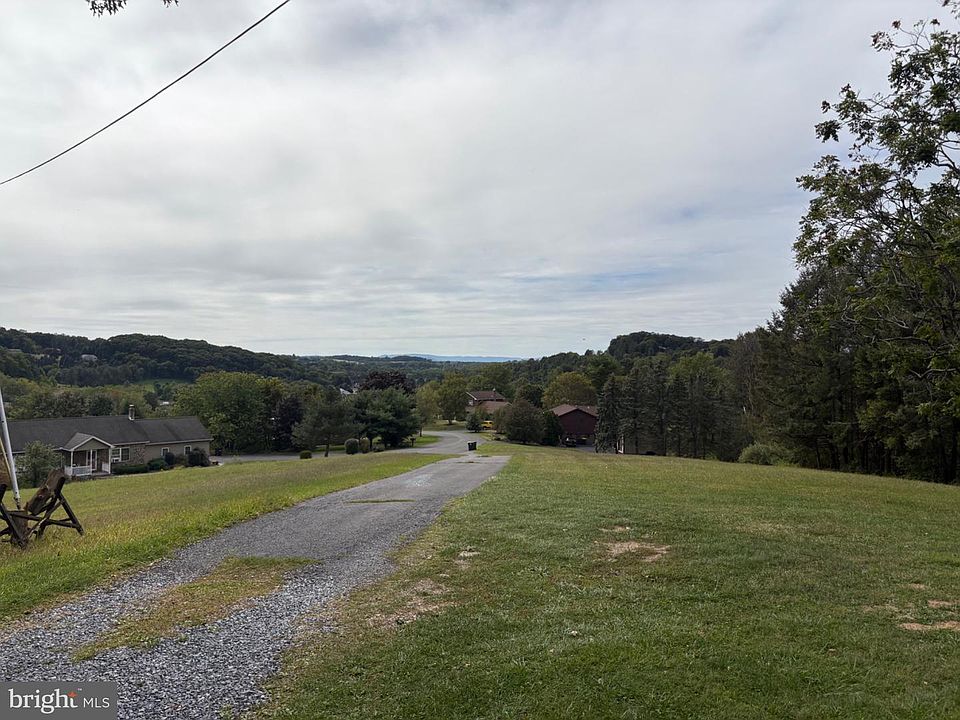 1st image of 6642 Leah Dr