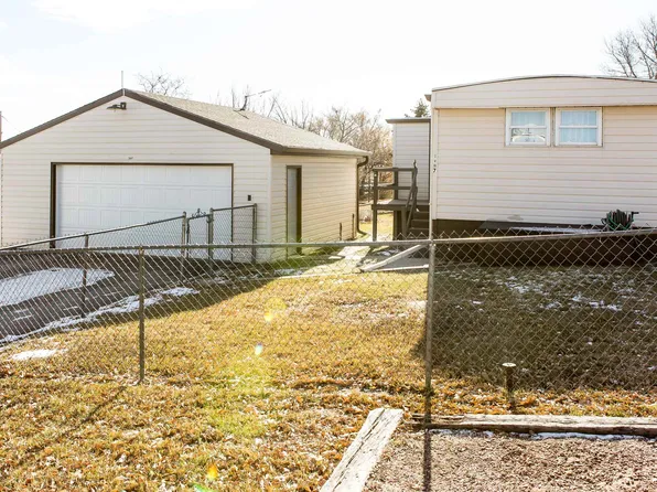 2807 Cactus Dr, Rapid City, SD 57703