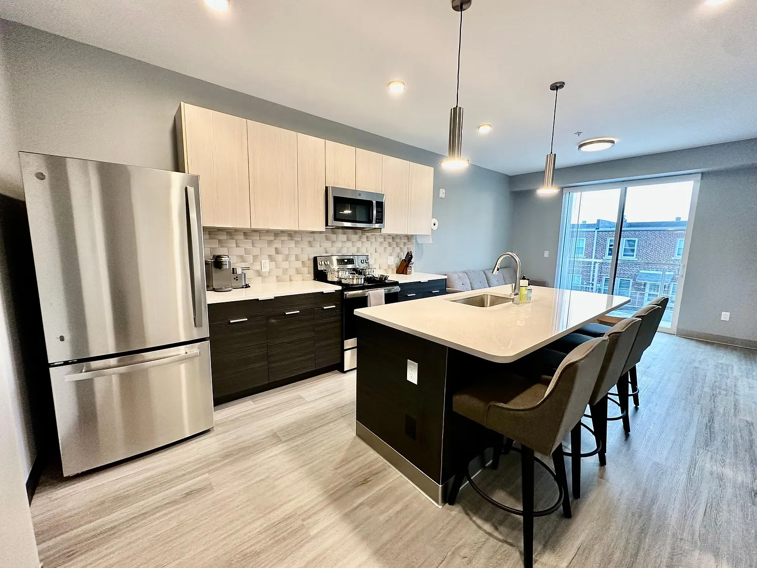 2490 N High St — Photo 1