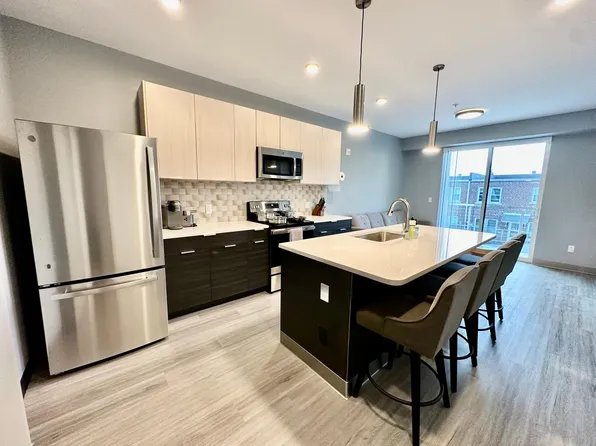 2490 N High St Unit 210, Columbus, OH 43202