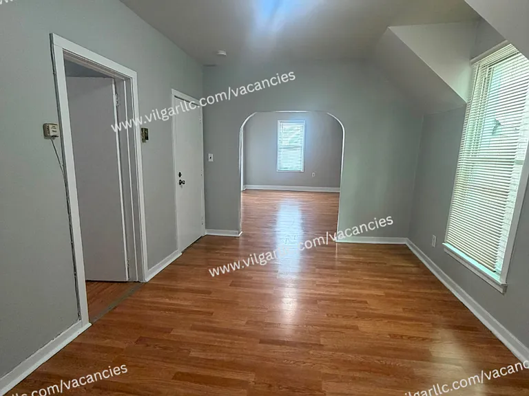 4926 Olcott Ave — Photo 19