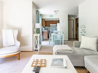 7333 47th Ave SW #1, Seattle, WA 98136