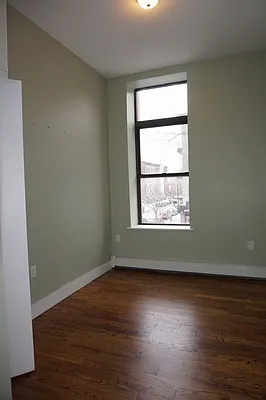 Rented by Real Team Brokerage | media 55