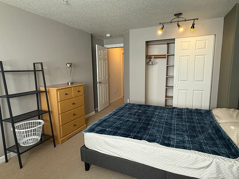 10743 SW Canterbury Ln #102 — Photo 37