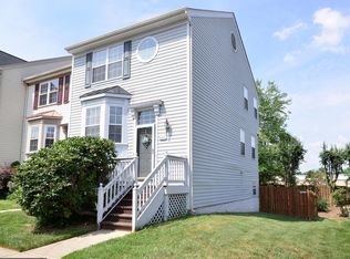 301 McDaniel Dr, Purcellville, VA 20132
