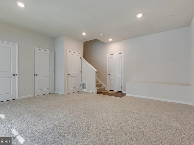 7989 Patterson Way — Photo 36