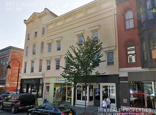 203 College St APT 5, Burlington, VT 05401
