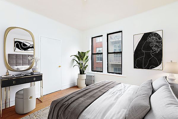 1st image of 171 Meserole St APT 33