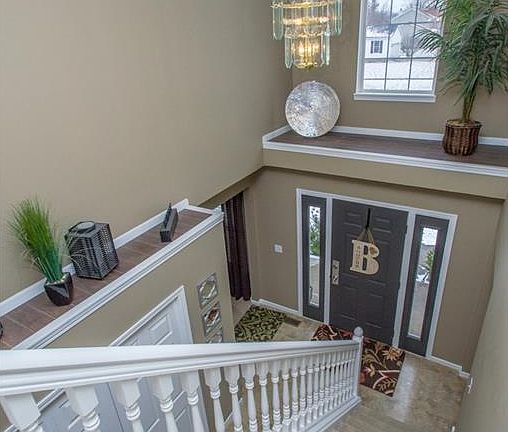 2nd image of 684 W Sturbridge Dr