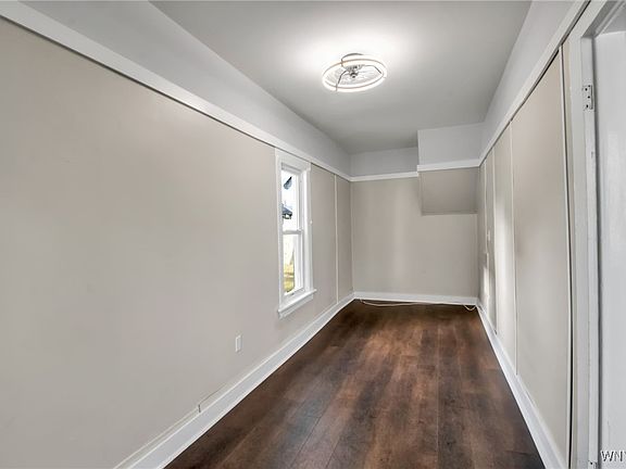 4th image of 64 Clay St