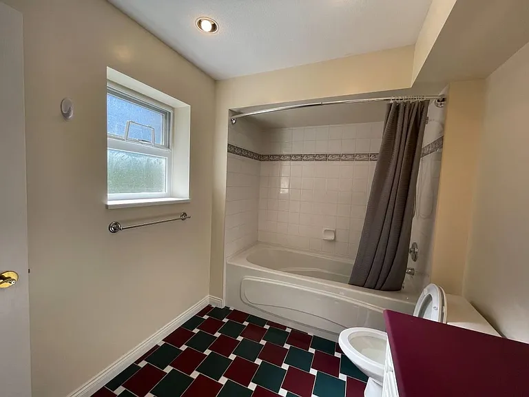 3000 Plateau Blvd — Photo 13