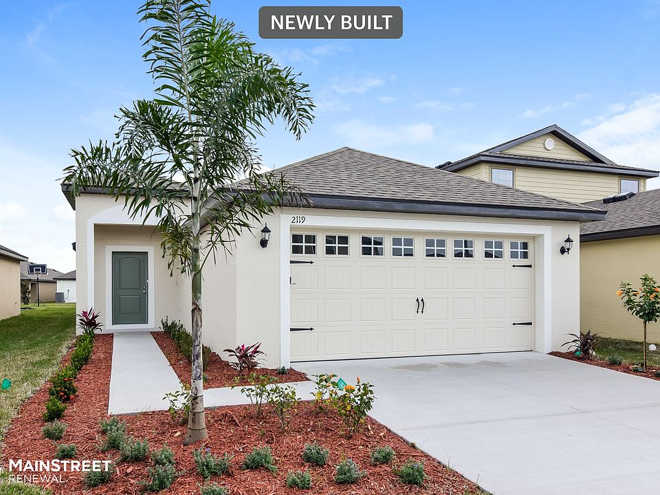 1st image of 2119 Peyto Way