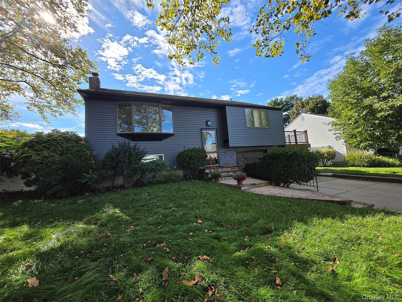 3 bed, 2.0 bath, 1600 sqft, $4,800 — Photo 1