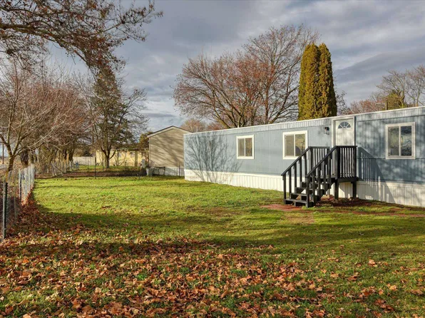 19625 E Wellesley Ave Trailer 59, Otis Orchards, WA 99027