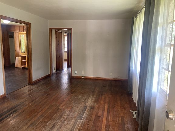5th image of 3140 Anderson Rd