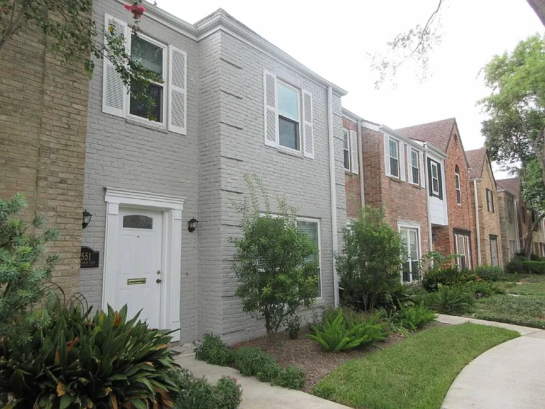 14551 Misty Meadow Ln — Photo 10