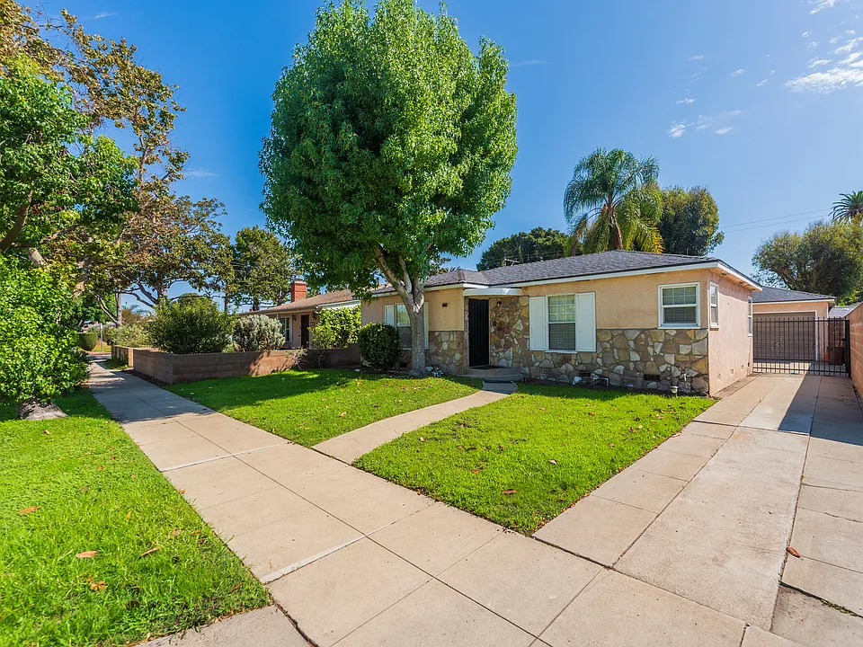 2682 San Francisco Ave