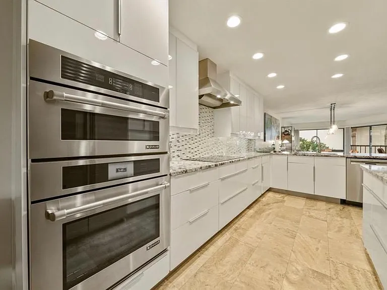3801 E Bay Dr #110 — Photo 7