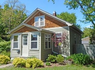 549 N Main St, Fall River, WI 53932