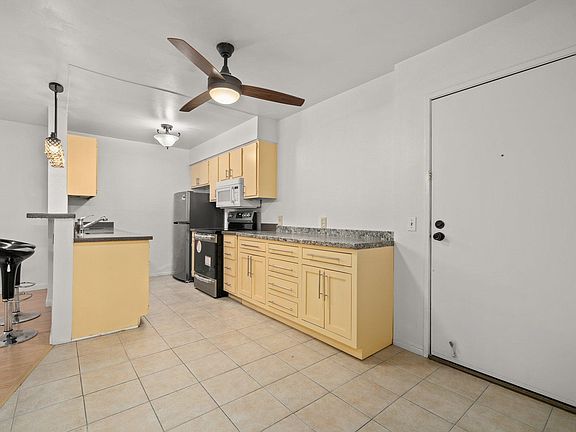 5th image of 20234 Cantara St Unit 110
