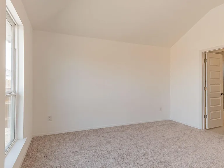 110 Watercourse Way — Photo 17
