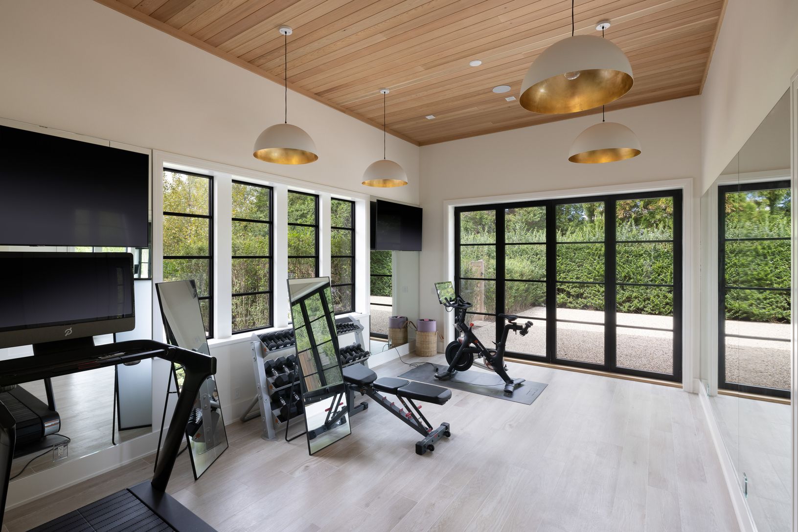  Gym 