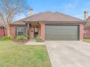 119 Cedar Hills Dr, Youngsville, LA 70592