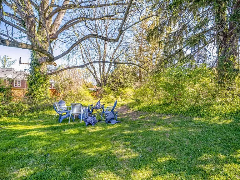 2227 Grayson Pl — Photo 38
